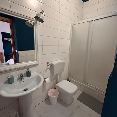 Palazzo Montagna Bed & Breakfast Grotte (Sicily)