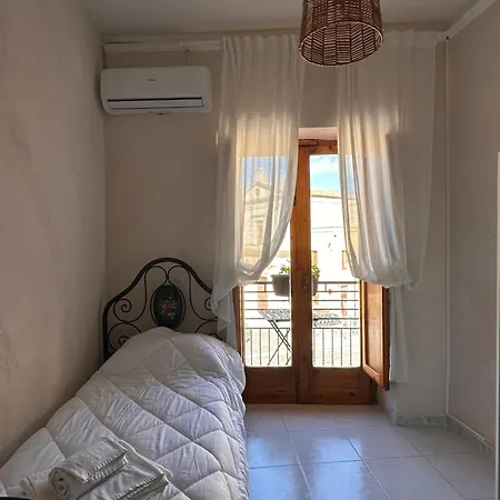 Palazzo Montagna Bed & Breakfast