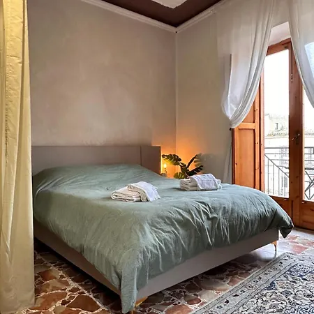 Palazzo Montagna Grotte (Sicily)